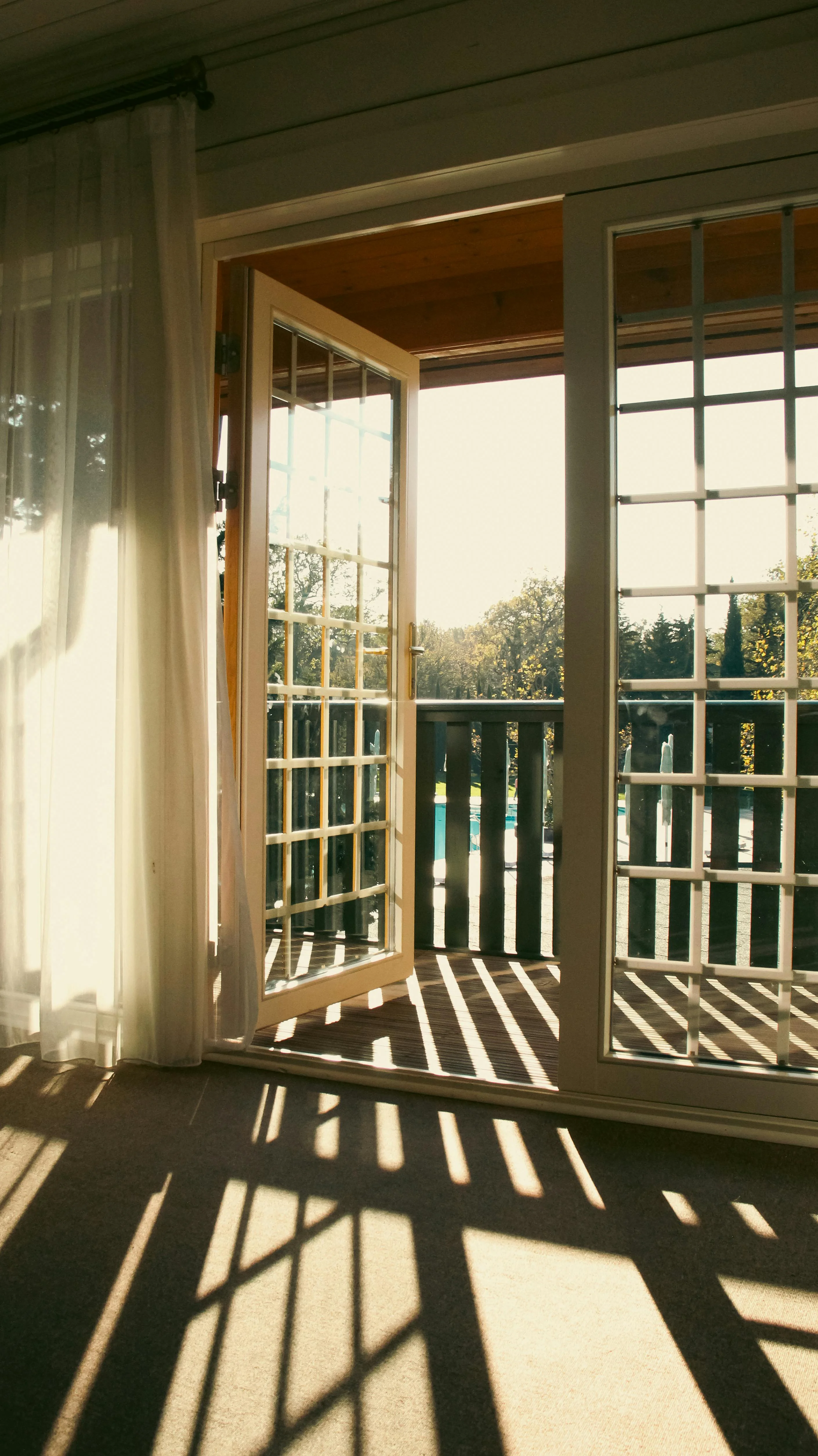 Doors & windows